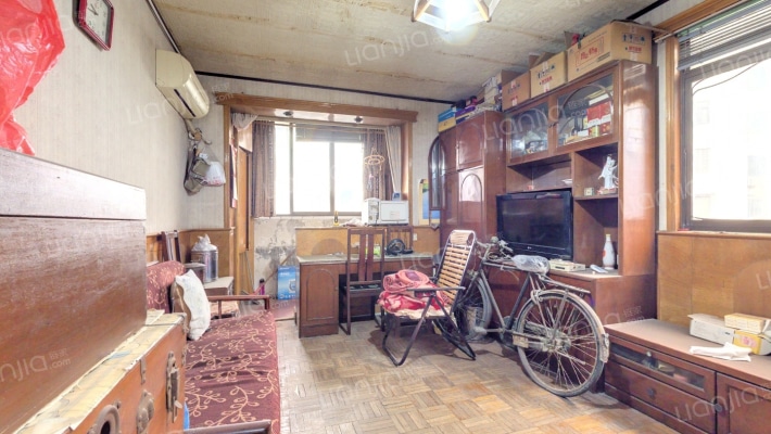 高荣小区二手房实景图