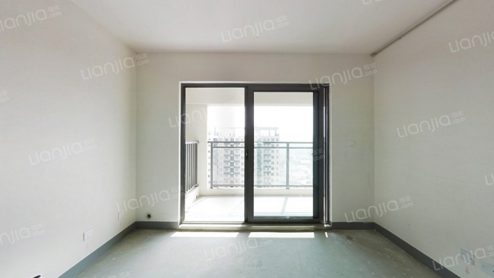 泽霞雅苑一组团二手房实景图