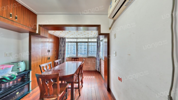 田园公寓二手房实景图