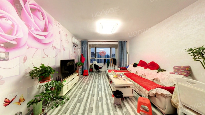 泉鑫佳苑中区二手房实景图