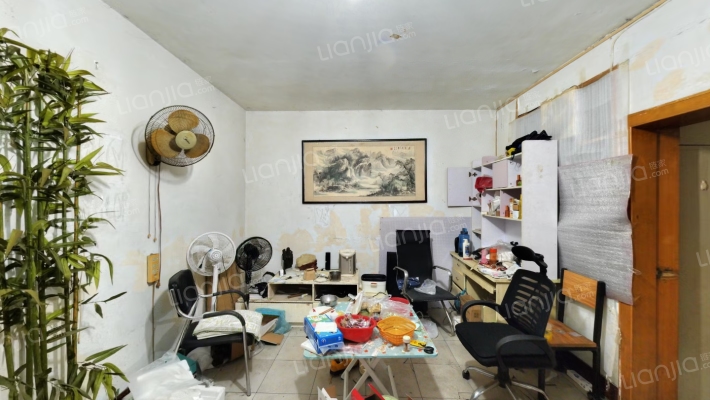 欧亚小区二手房实景图
