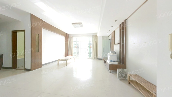 逸翠华庭一期二手房实景图