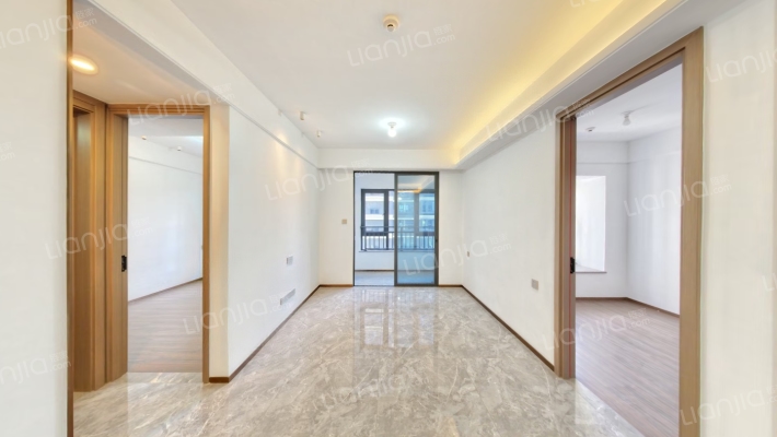 联发臻荣府二手房实景图