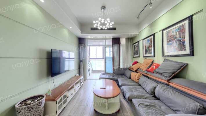 晋愉盛世融城C区二手房实景图