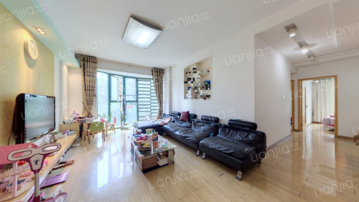 银海华庭二手房实景图