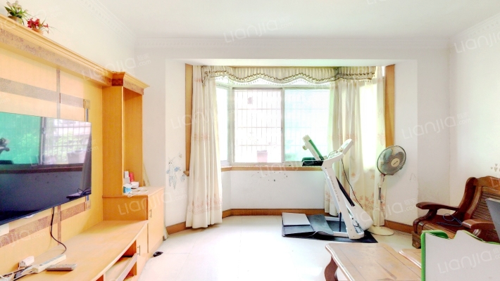 环球花苑二手房实景图