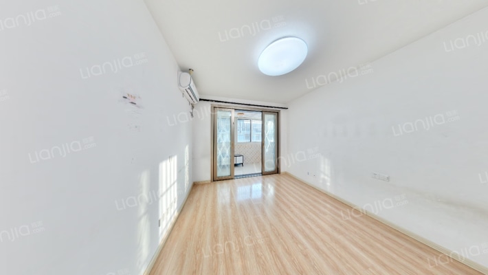 兴贤佳园修贤苑二手房实景图