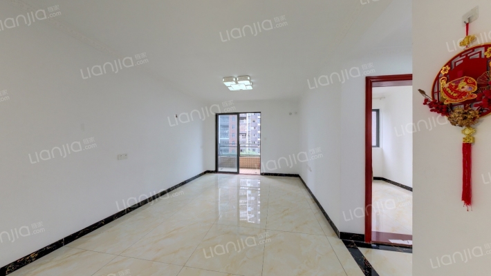 名流印象花园二期二手房实景图