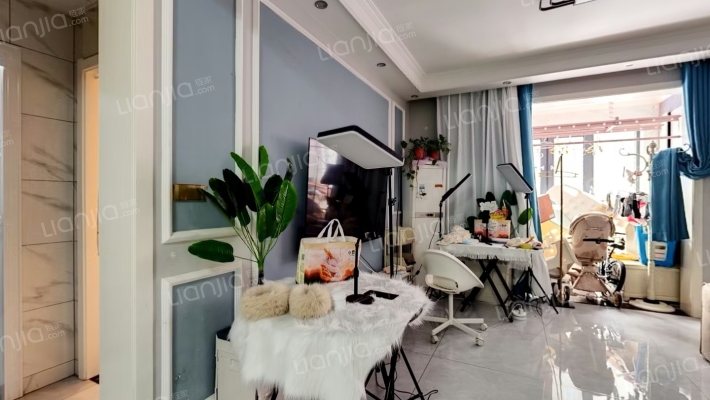 皇家花园二手房实景图