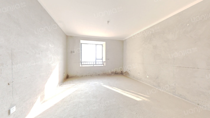 质晟嘉苑二手房实景图