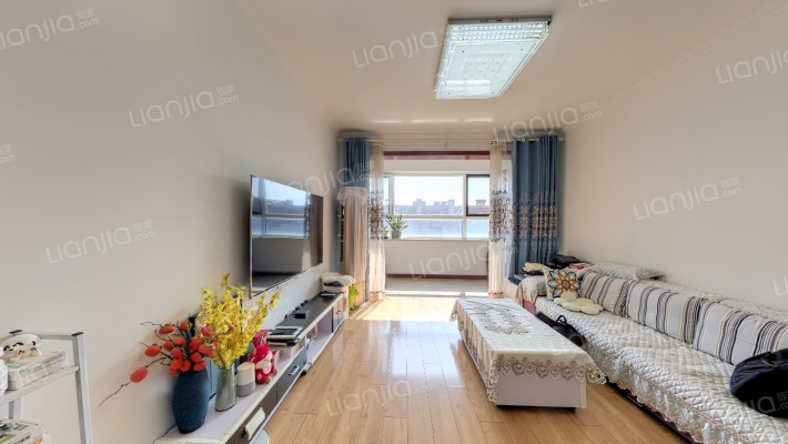 鑫江水青木华四期二手房实景图