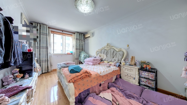 六里二村二手房实景图