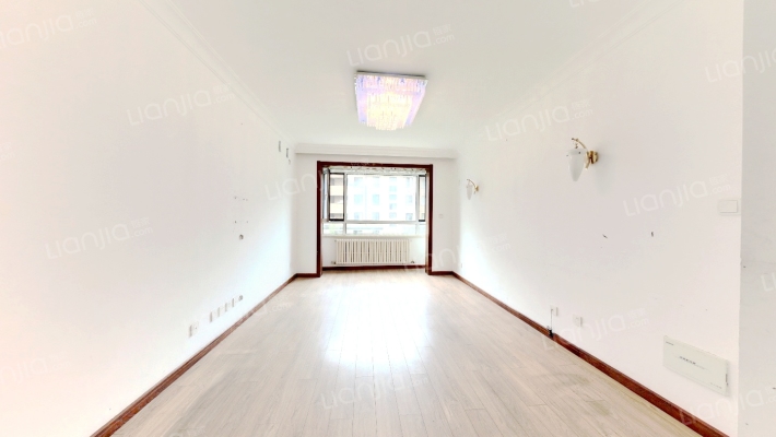 翡翠春城二手房实景图