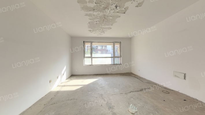 城建逸品假日二手房实景图