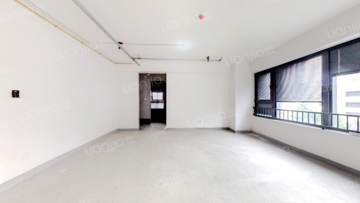 绿地紫金中心二手房实景图