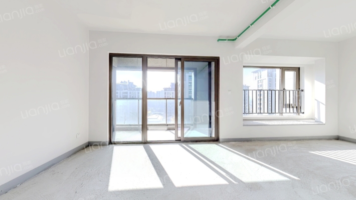 绿城濮园翔云苑二手房实景图