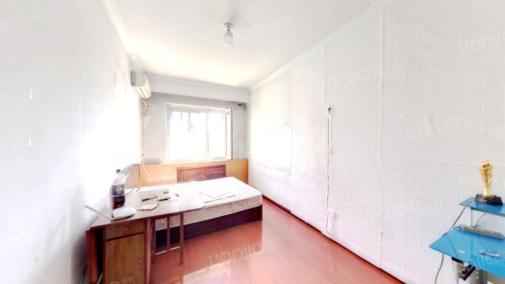 一面街二手房实景图