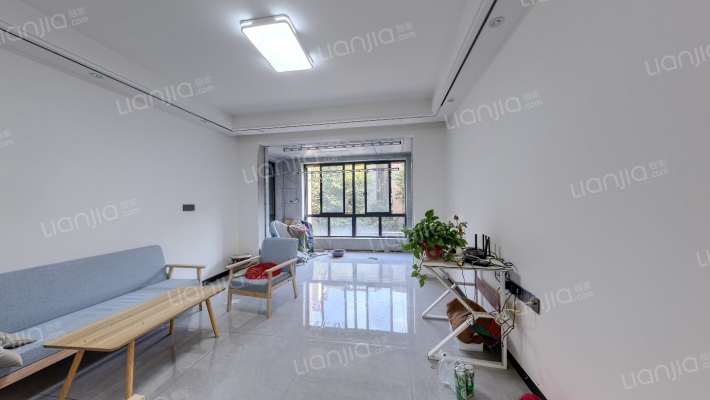 滨河蓝庭二手房实景图