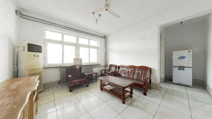 鲁宏宿舍二手房实景图