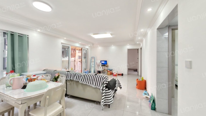 保利中央公园二手房实景图