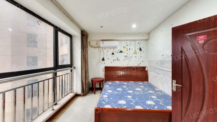 浪高会展国际二手房实景图