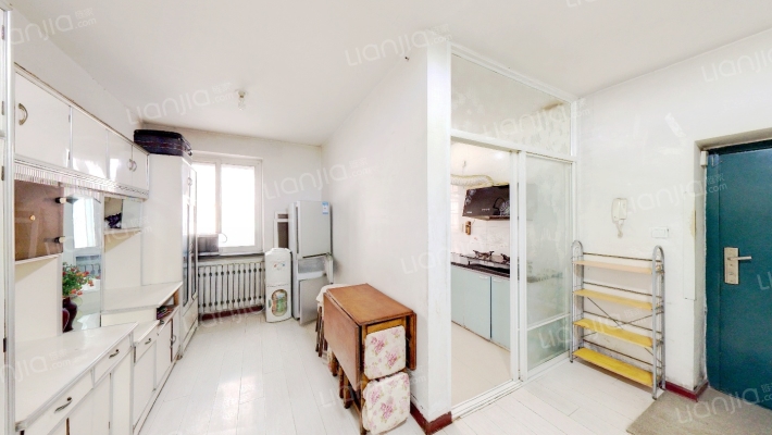 和泰八区二手房实景图