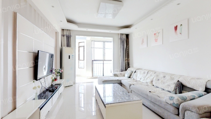 摩卡小镇二手房实景图