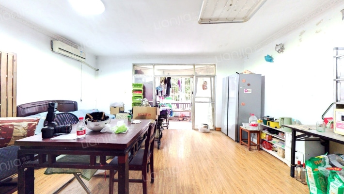 国贸花园二手房实景图