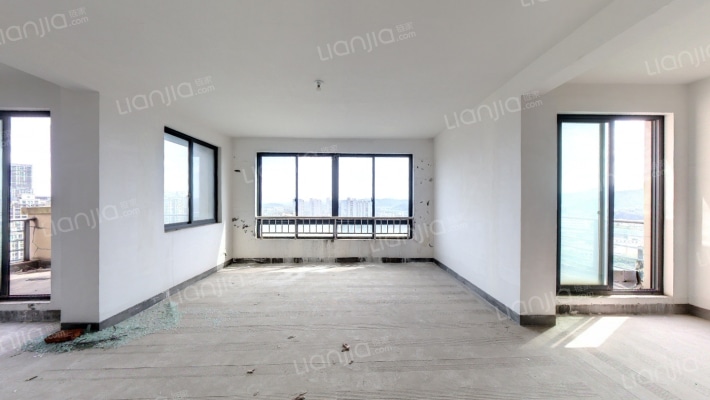 亚厦风和苑二手房实景图