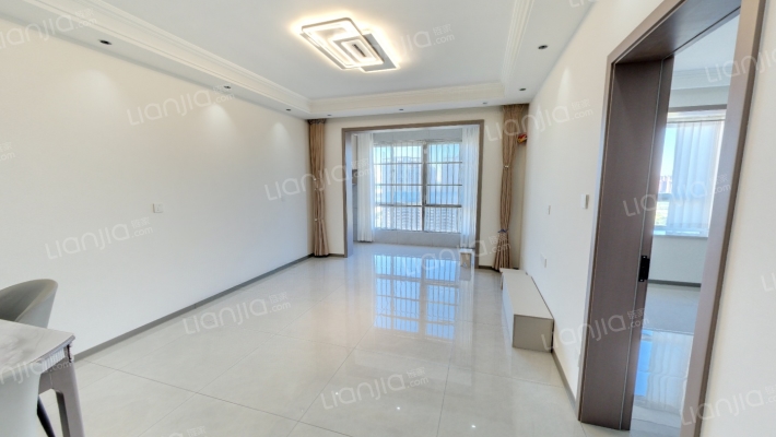 书香水岸清华城二手房实景图