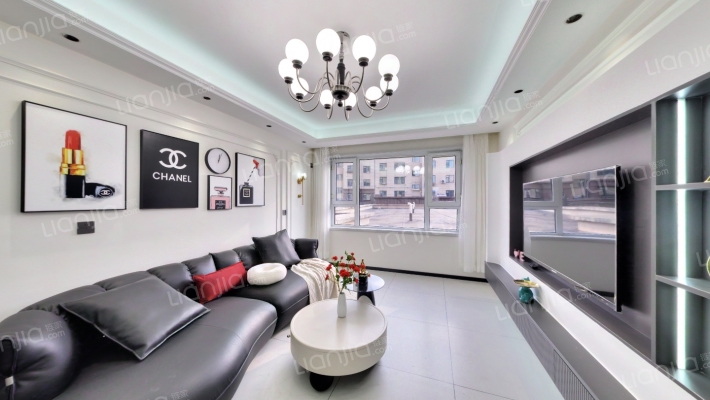 雾凇花园二手房实景图