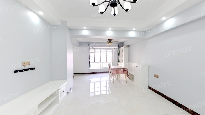 边检大院二手房实景图