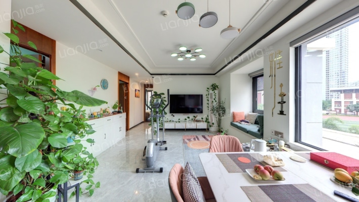 保利叁仟栋壹海里地块一二手房实景图