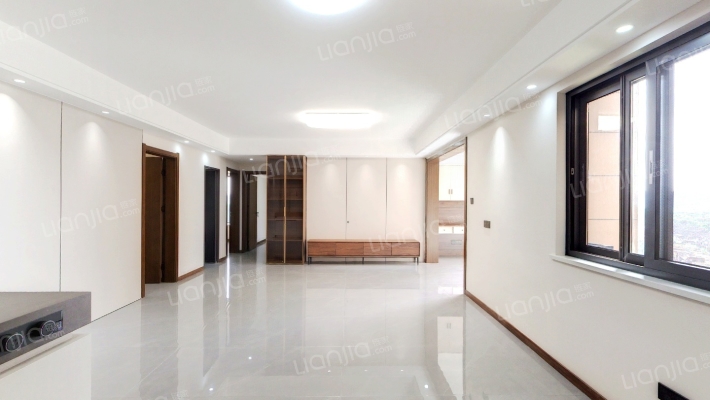 棠湖泊林城二手房实景图