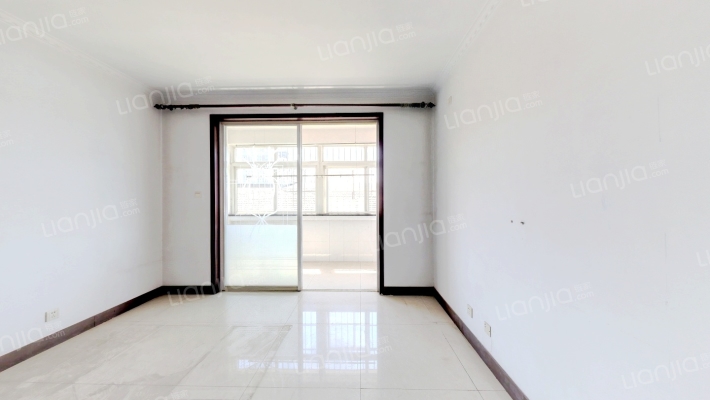 康达小区二手房实景图