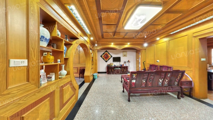 镇东新村二手房实景图