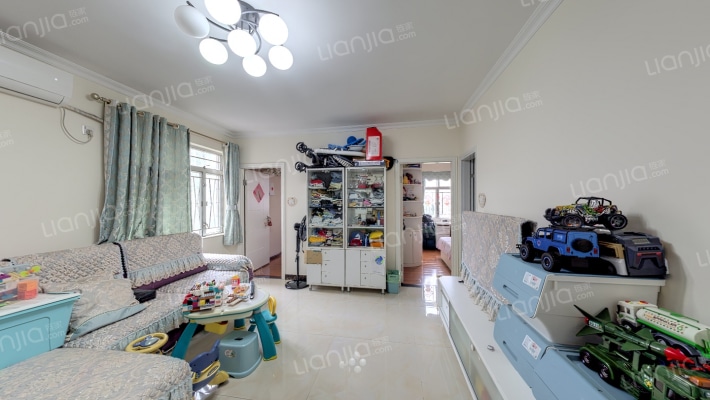 海滨广场二手房实景图