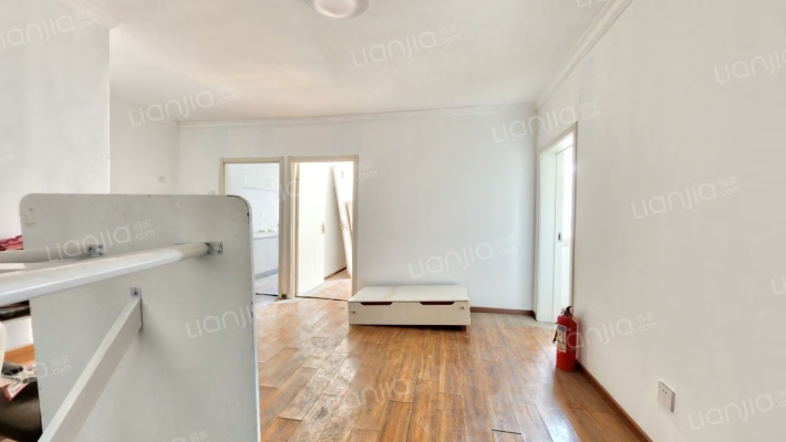 时尚街区西区二手房实景图