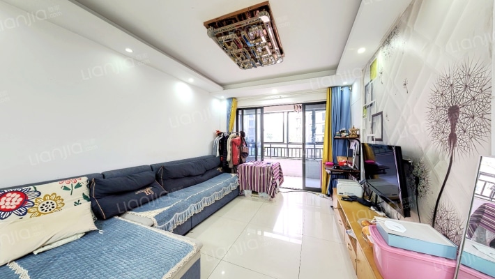 保利麓谷林语蔷薇谷二手房实景图