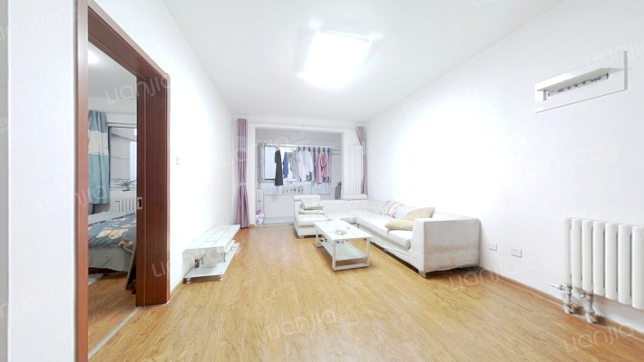 天鸿万卷府二手房实景图