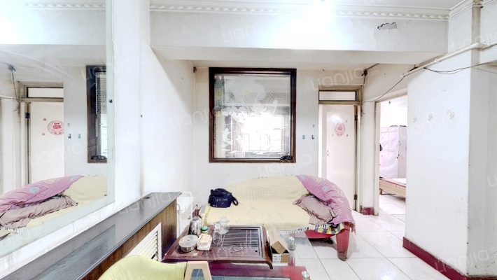 兰雅房地产开发公司家属院二手房实景图