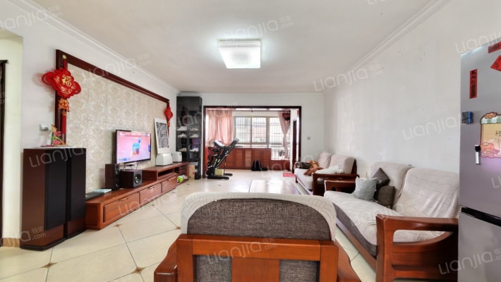 迎宾嘉园二手房实景图