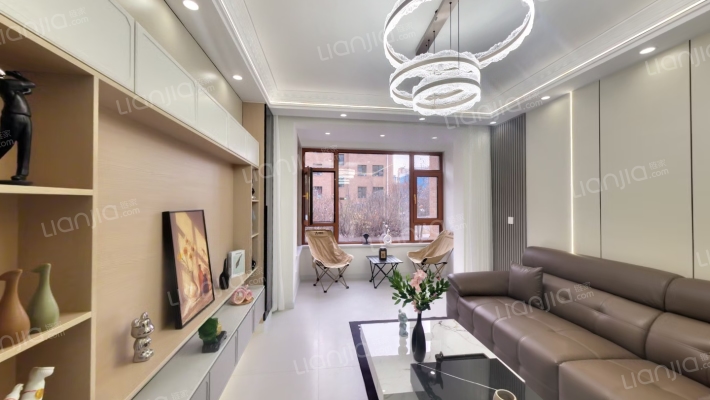 华大天朗国际A区二手房实景图