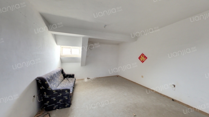 盛泰梅花生态港二手房实景图