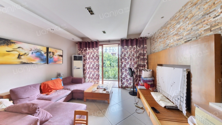 骏逸蓝山二手房实景图