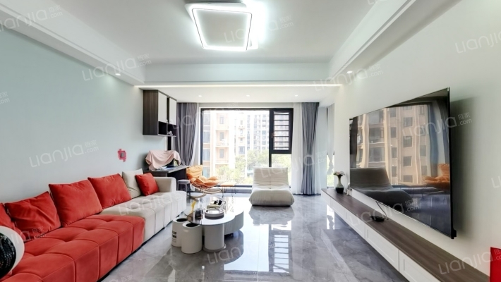 滨水翡丽城三期二手房实景图