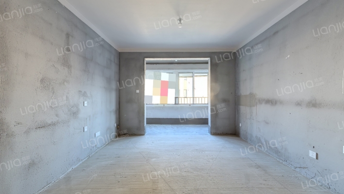 广源小区二手房实景图