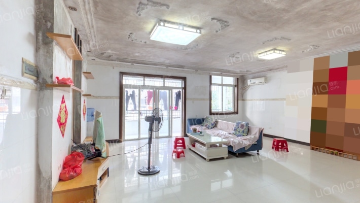 汉隆公寓二手房实景图