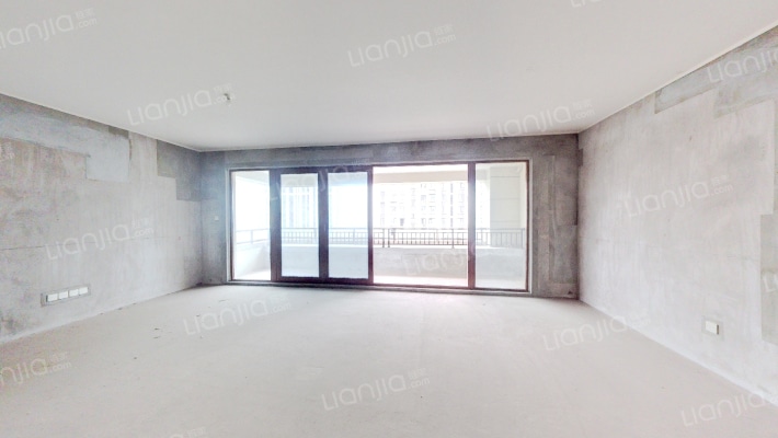 保利山庄梧桐二手房实景图