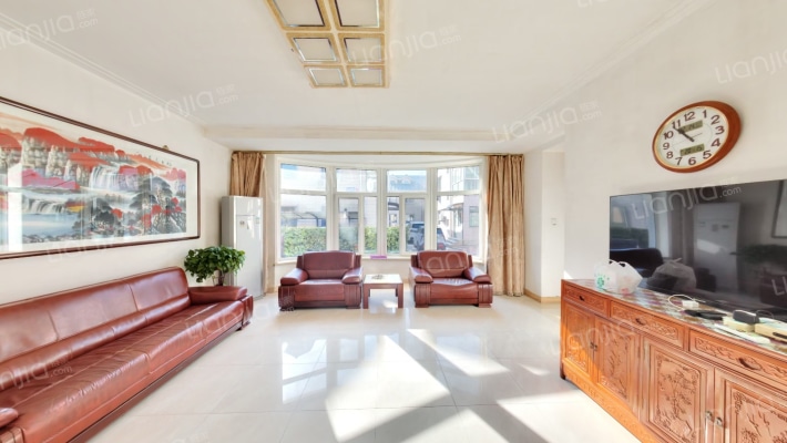 铭仁别墅二手房实景图